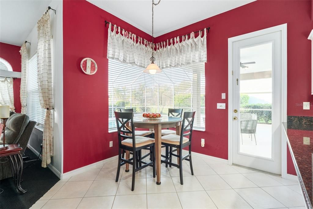 En Venta: $520,000 (3 camas, 2 baños, 2014 Pies cuadrados)