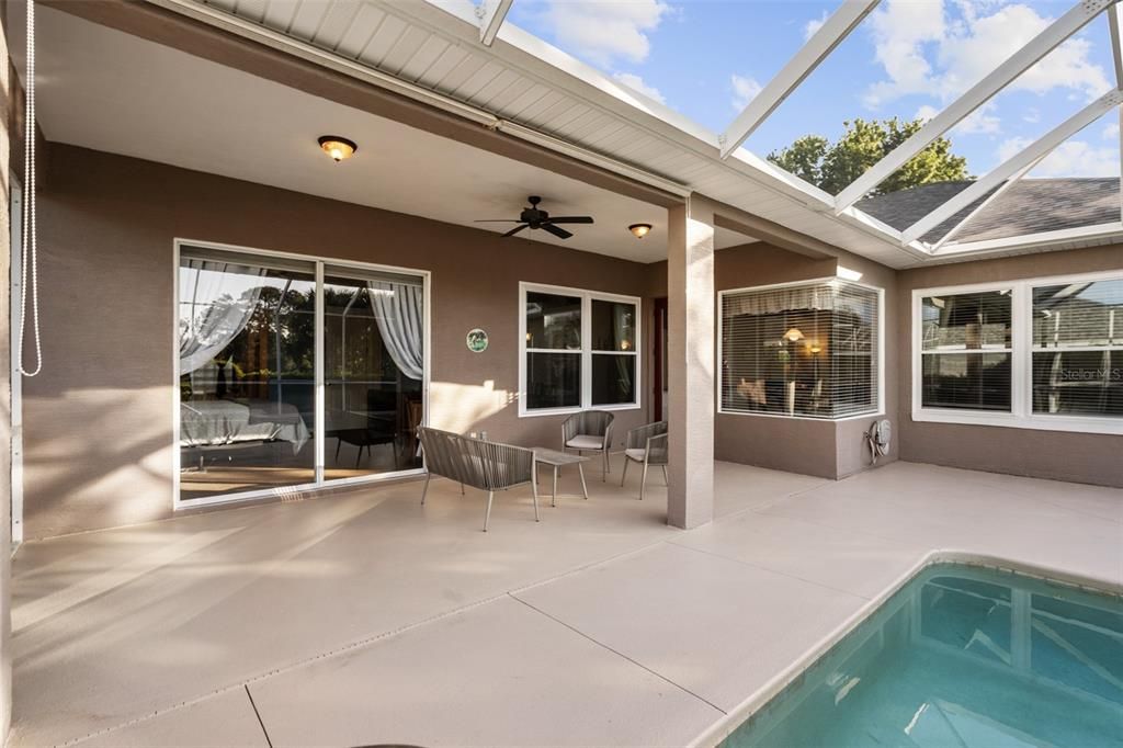 En Venta: $520,000 (3 camas, 2 baños, 2014 Pies cuadrados)