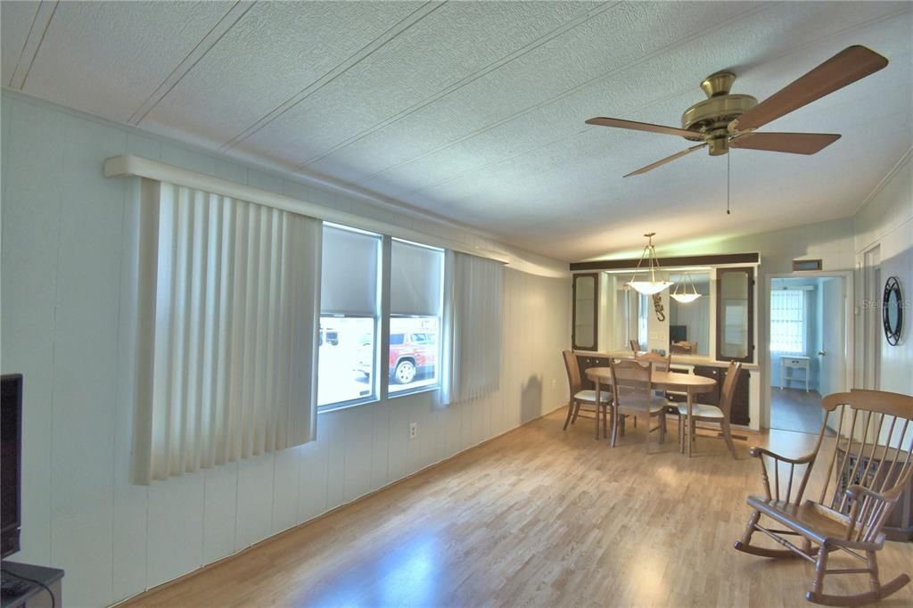 For Sale: $120,000 (2 beds, 2 baths, 1200 Square Feet)