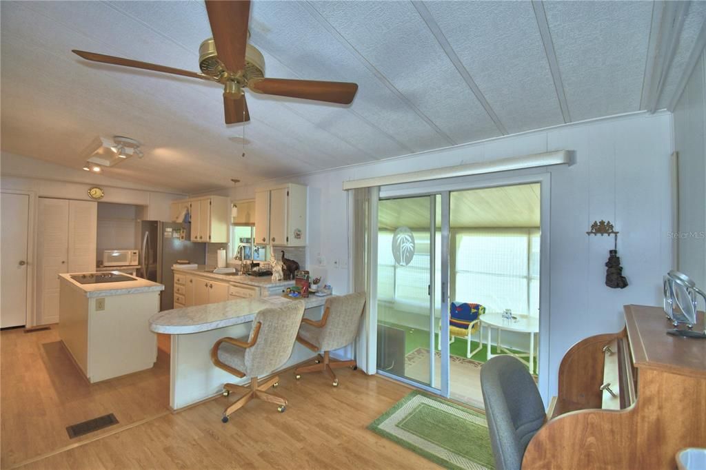 For Sale: $120,000 (2 beds, 2 baths, 1200 Square Feet)