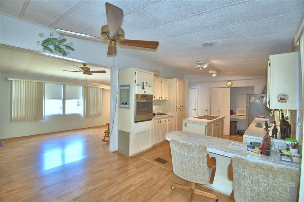 For Sale: $120,000 (2 beds, 2 baths, 1200 Square Feet)