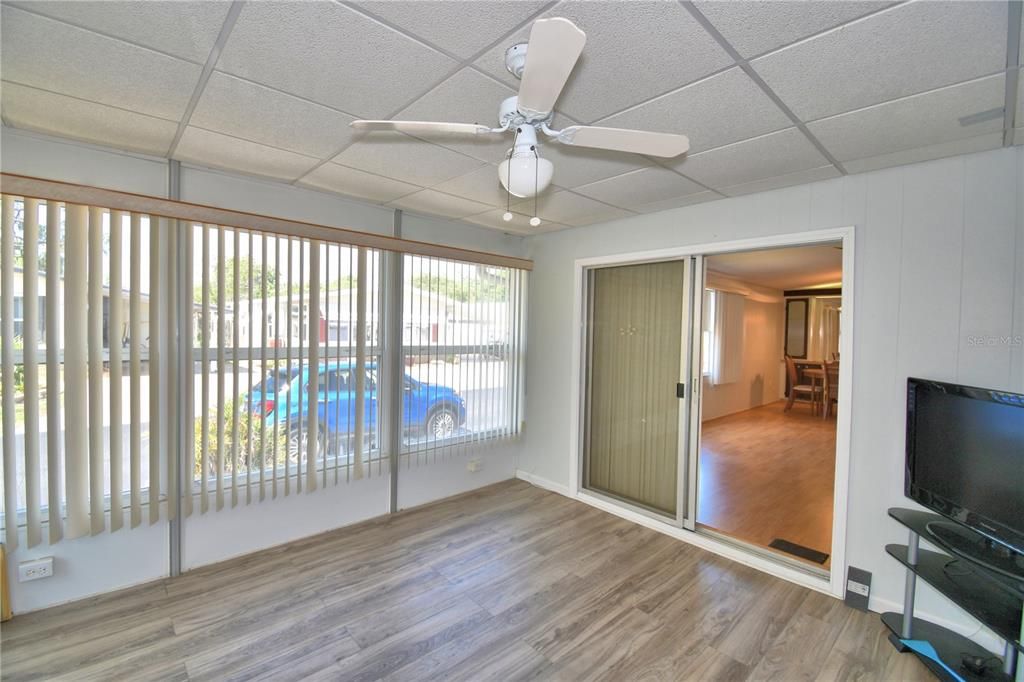 For Sale: $120,000 (2 beds, 2 baths, 1200 Square Feet)