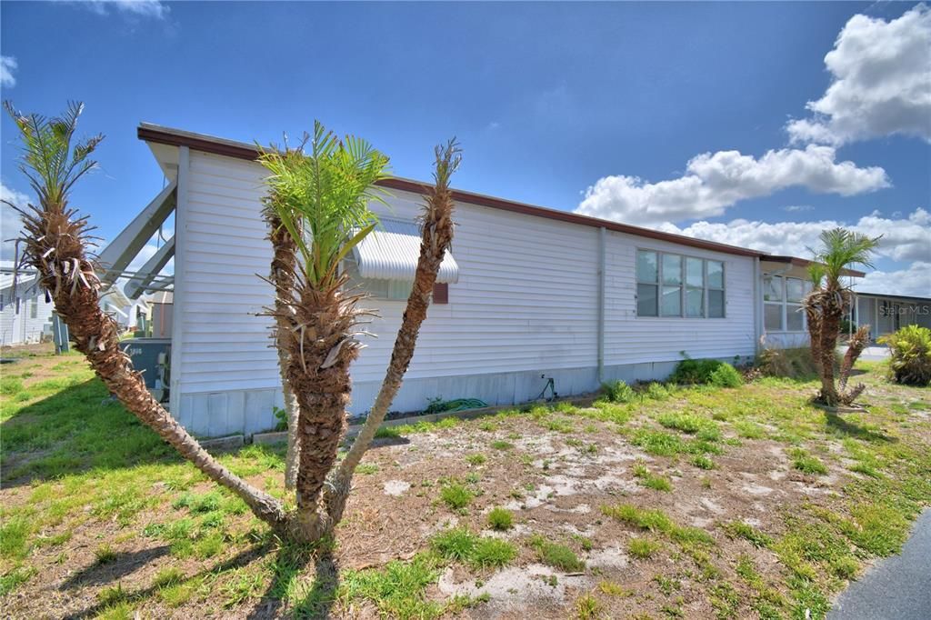 For Sale: $120,000 (2 beds, 2 baths, 1200 Square Feet)