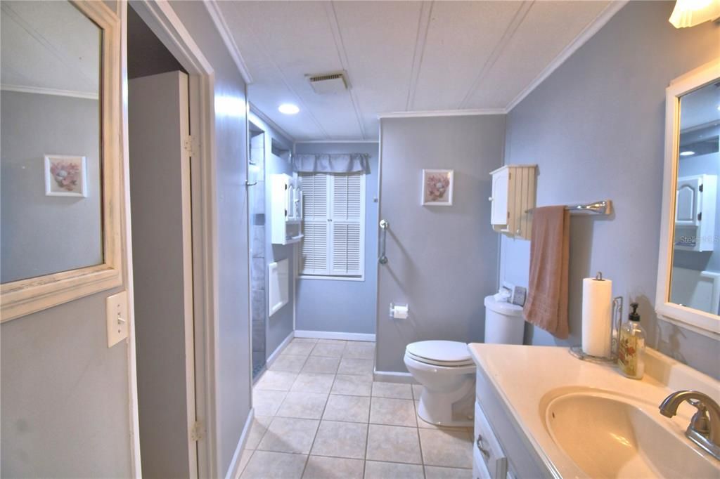 For Sale: $120,000 (2 beds, 2 baths, 1200 Square Feet)