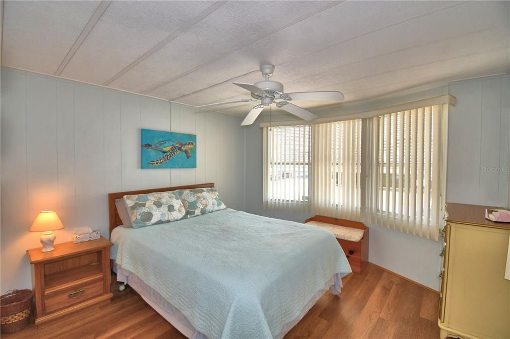 For Sale: $120,000 (2 beds, 2 baths, 1200 Square Feet)