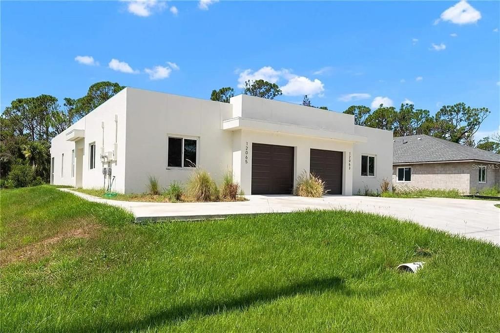 Activo con contrato: $449,000 (6 camas, 0 baños, 2526 Pies cuadrados)