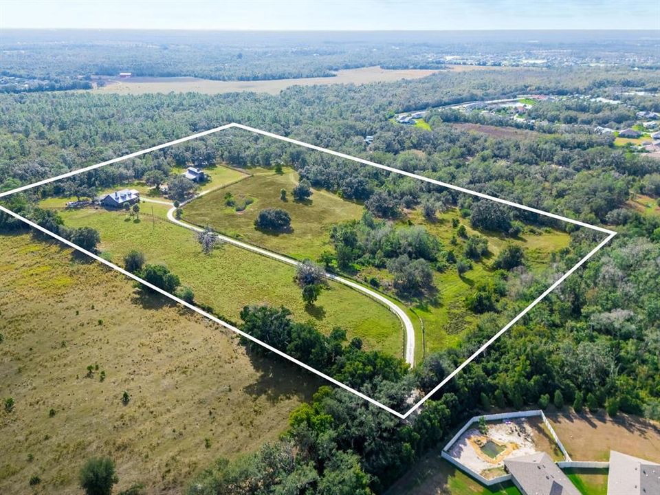 待售: $2,999,777 (40.00 acres)