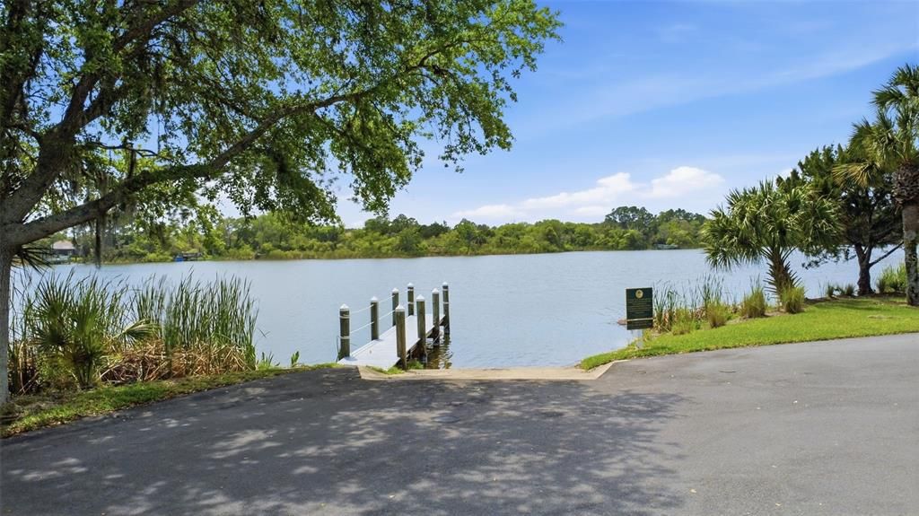 待售: $179,000 (0.68 acres)