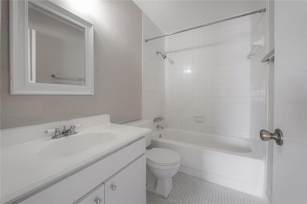 En Venta: $127,000 (2 camas, 2 baños, 1005 Pies cuadrados)