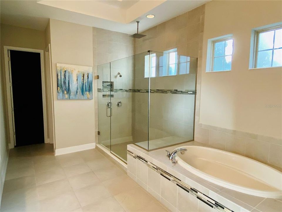 В аренду: $7,000 (4 спален, 3 ванн, 3364 Квадратных фут)