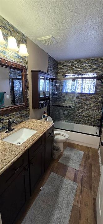 For Sale: $495,000 (3 beds, 2 baths, 2292 Square Feet)