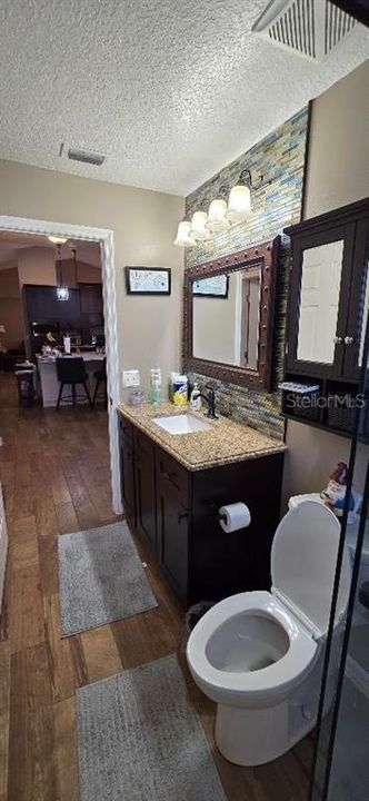 For Sale: $495,000 (3 beds, 2 baths, 2292 Square Feet)