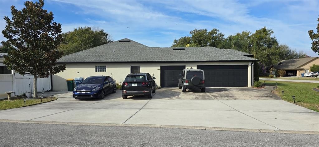 For Sale: $495,000 (3 beds, 2 baths, 2292 Square Feet)