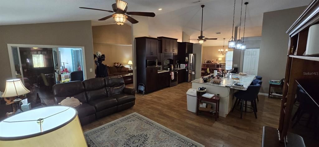 For Sale: $495,000 (3 beds, 2 baths, 2292 Square Feet)