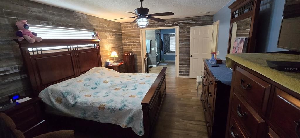For Sale: $495,000 (3 beds, 2 baths, 2292 Square Feet)