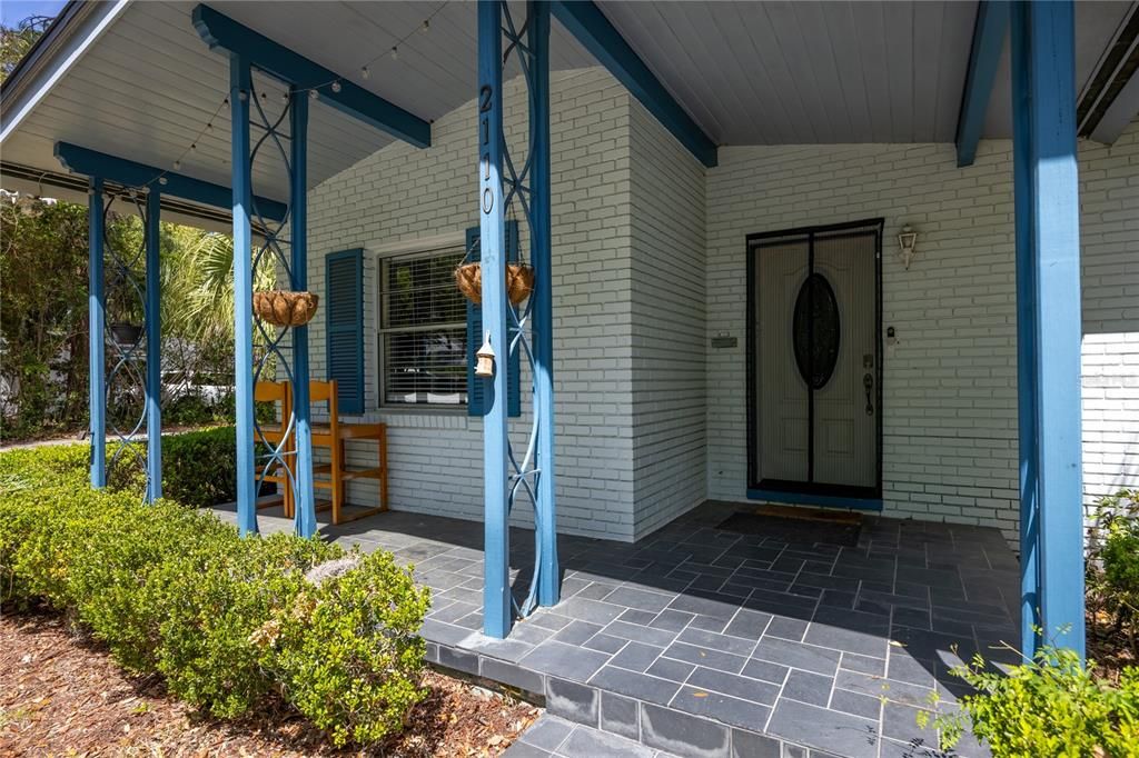 Activo con contrato: $520,000 (3 camas, 3 baños, 1888 Pies cuadrados)