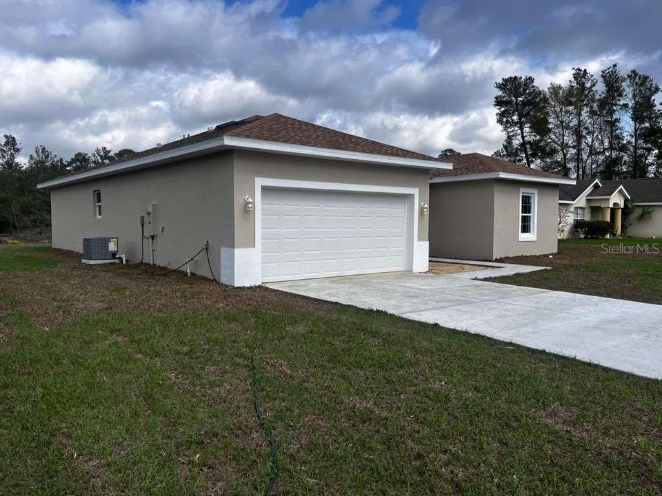 Active With Contract: $309,900 (4 beds, 3 baths, 1905 Square Feet)