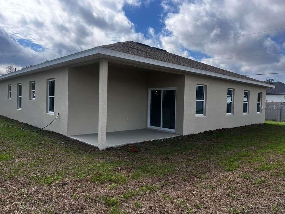 Active With Contract: $309,900 (4 beds, 3 baths, 1905 Square Feet)