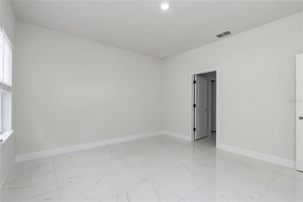 Active With Contract: $309,900 (4 beds, 3 baths, 1905 Square Feet)