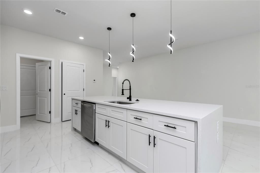 Active With Contract: $309,900 (4 beds, 3 baths, 1905 Square Feet)