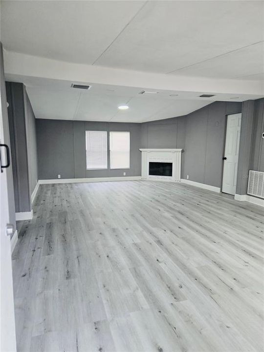 En Renta: $1,950 (3 camas, 2 baños, 1400 Pies cuadrados)
