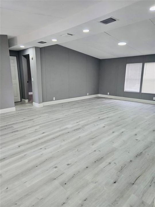 En Renta: $1,950 (3 camas, 2 baños, 1400 Pies cuadrados)