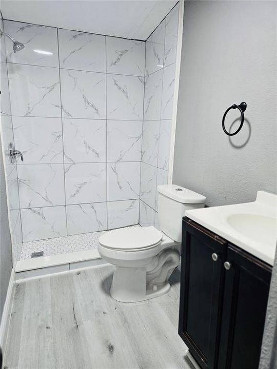 En Renta: $1,950 (3 camas, 2 baños, 1400 Pies cuadrados)