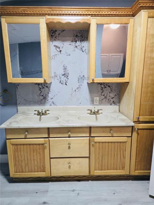 En Renta: $1,950 (3 camas, 2 baños, 1400 Pies cuadrados)