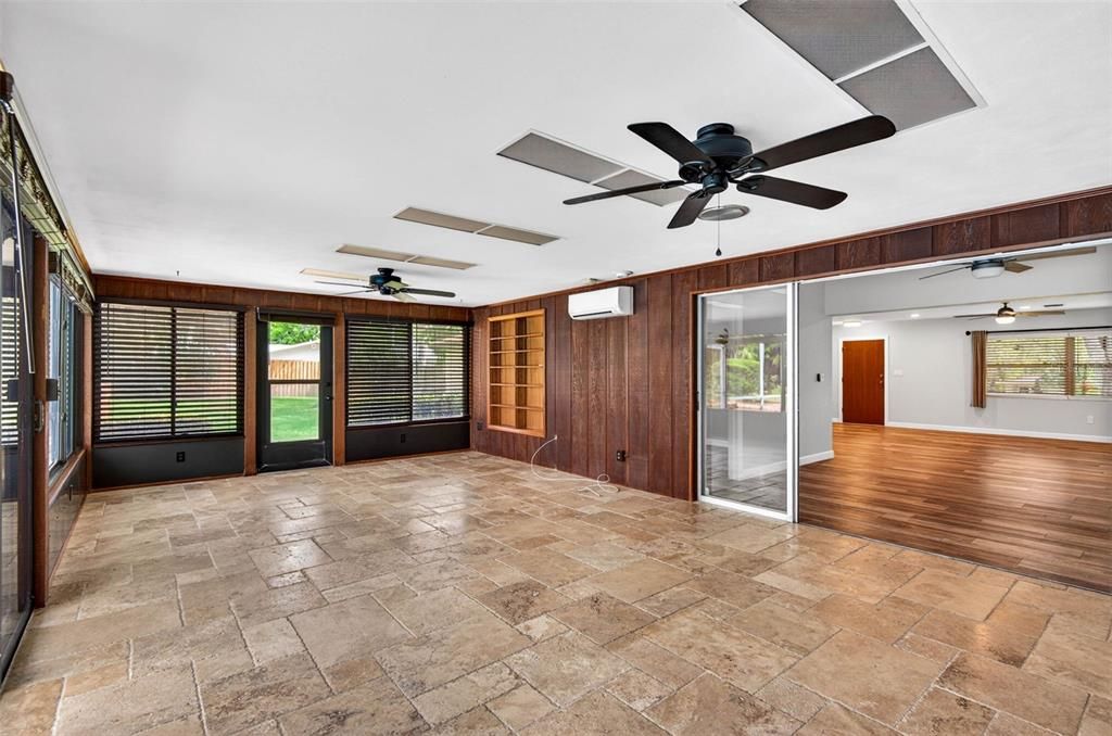 En Venta: $1,175,900 (3 camas, 3 baños, 2268 Pies cuadrados)