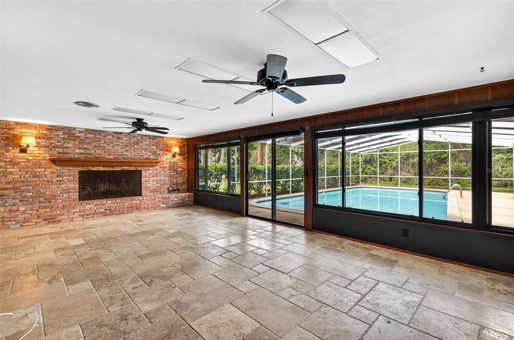 En Venta: $1,175,900 (3 camas, 3 baños, 2268 Pies cuadrados)