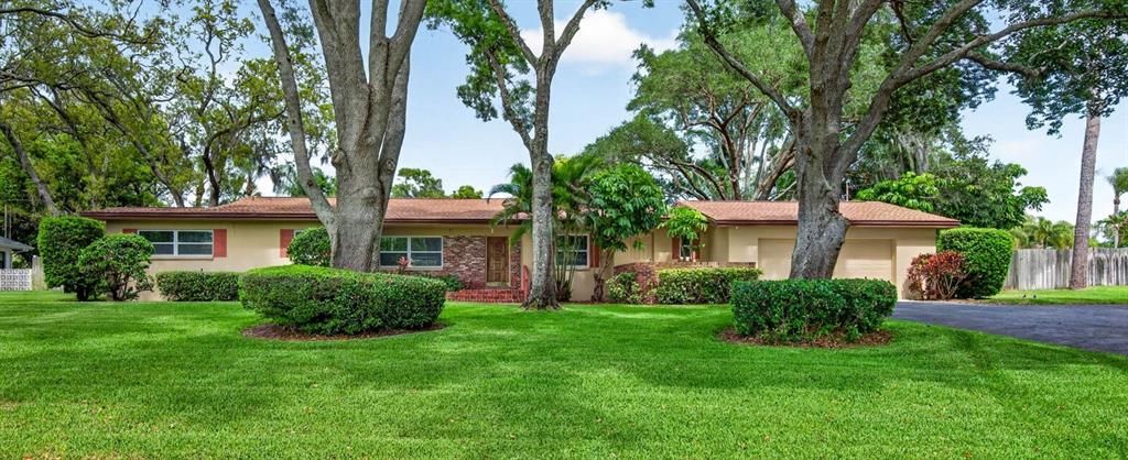 En Venta: $1,175,900 (3 camas, 3 baños, 2268 Pies cuadrados)