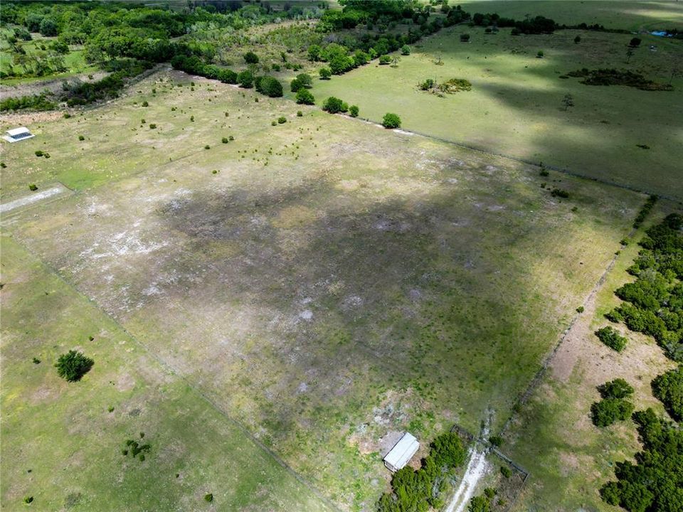 На продажу: $225,000 (10.00 acres)