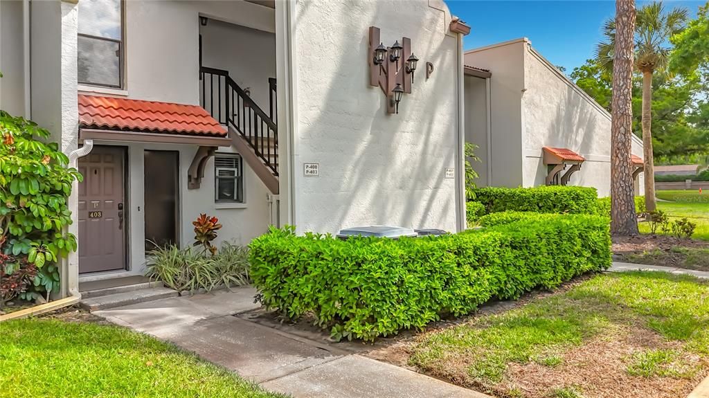 Active With Contract: $187,900 (2 beds, 2 baths, 1371 Square Feet)