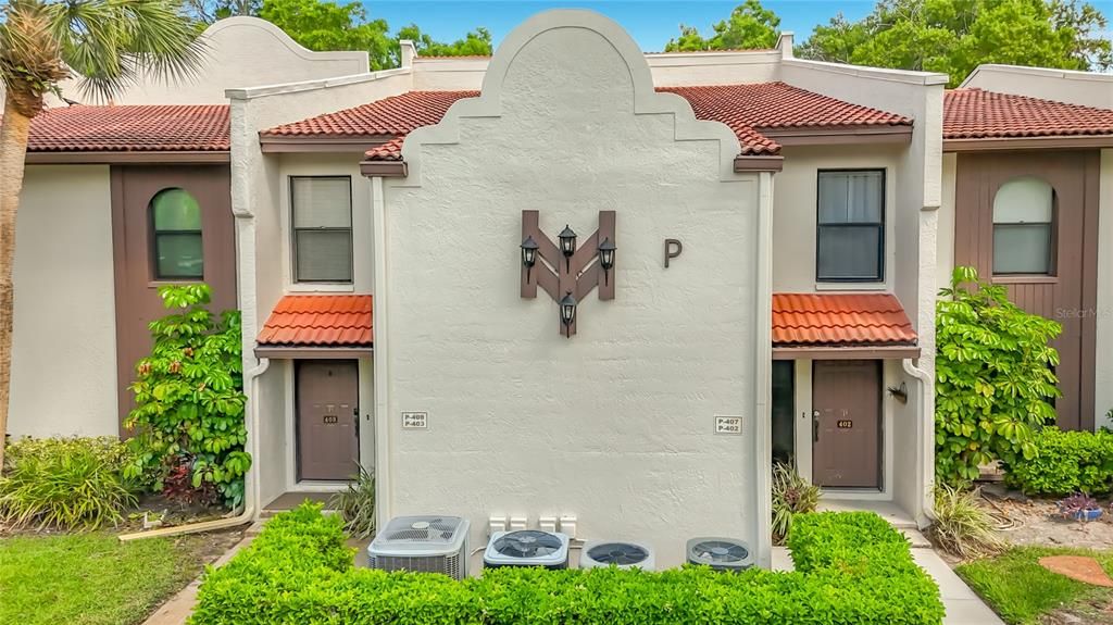 Active With Contract: $187,900 (2 beds, 2 baths, 1371 Square Feet)