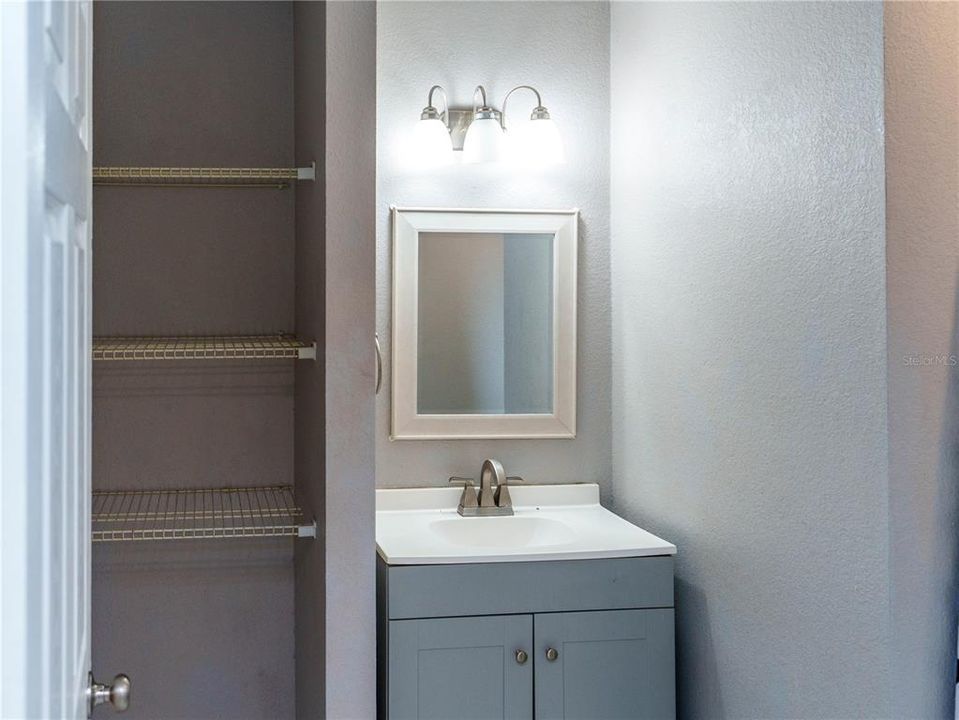 В аренду: $1,600 (3 спален, 2 ванн, 1151 Квадратных фут)