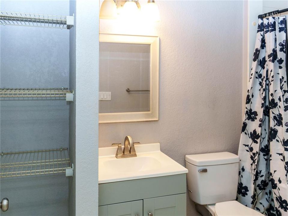 В аренду: $1,600 (3 спален, 2 ванн, 1151 Квадратных фут)