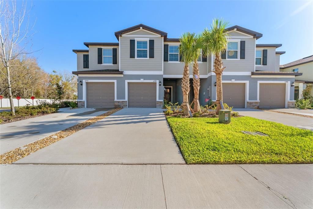 For Rent: $2,100 (3 beds, 2 baths, 1634 Square Feet)