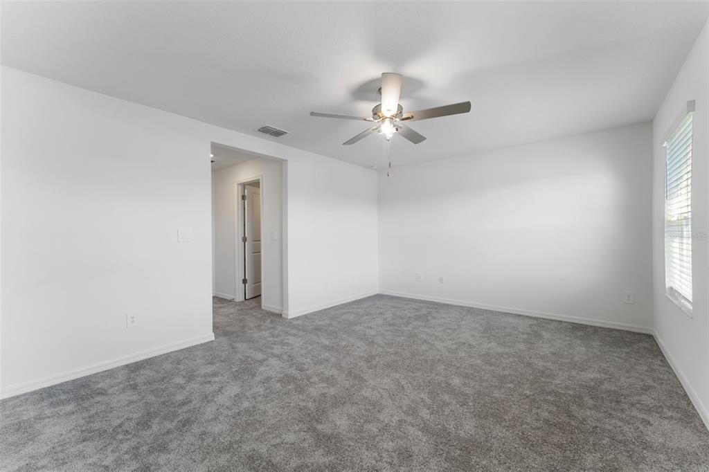 For Rent: $2,100 (3 beds, 2 baths, 1634 Square Feet)