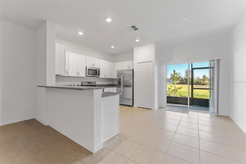 For Rent: $2,100 (3 beds, 2 baths, 1634 Square Feet)