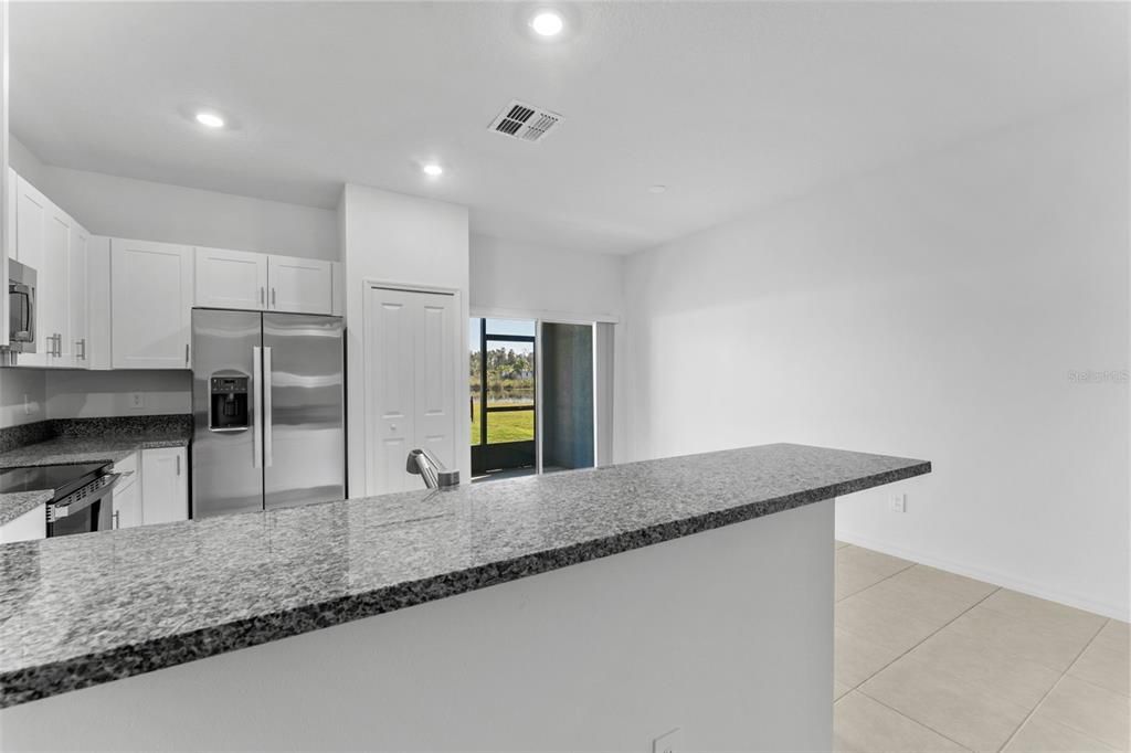 For Rent: $2,100 (3 beds, 2 baths, 1634 Square Feet)