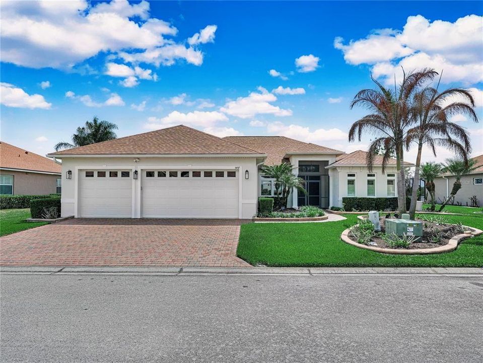 En Venta: $589,000 (4 camas, 2 baños, 2676 Pies cuadrados)