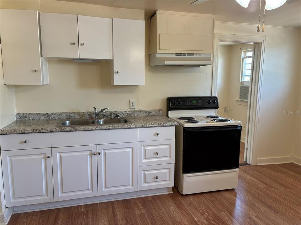 En Renta: $1,200 (1 camas, 1 baños, 400 Pies cuadrados)