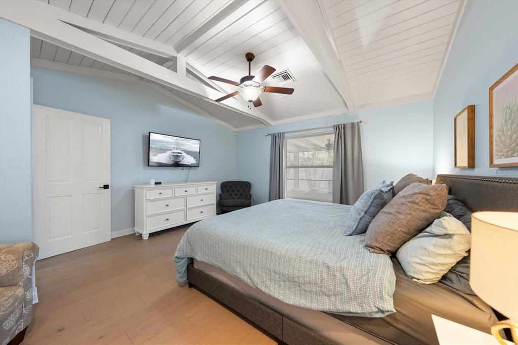 Active With Contract: $1,225,000 (3 beds, 2 baths, 2223 Square Feet)