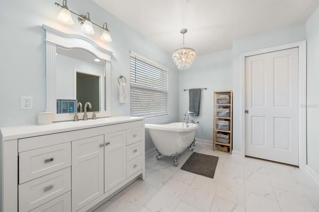 Active With Contract: $1,225,000 (3 beds, 2 baths, 2223 Square Feet)