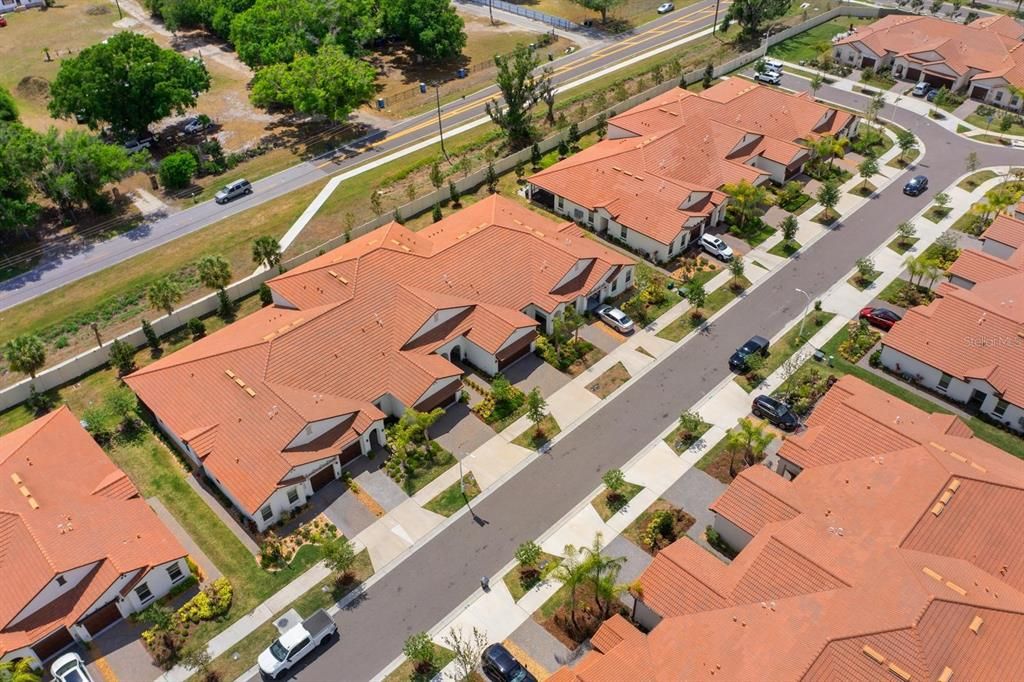 На продажу: $299,000 (2 спален, 2 ванн, 1737 Квадратных фут)