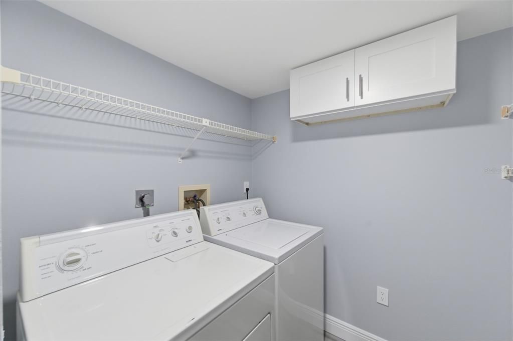Active With Contract: $184,900 (2 beds, 2 baths, 1038 Square Feet)