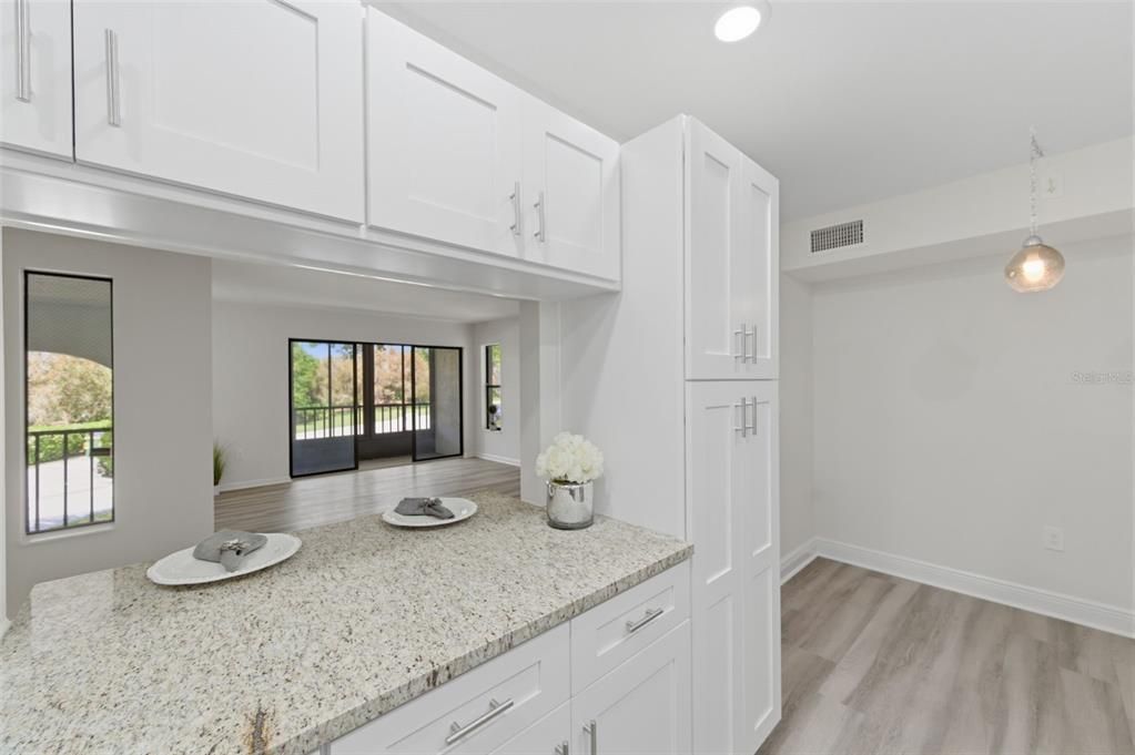 Active With Contract: $184,900 (2 beds, 2 baths, 1038 Square Feet)