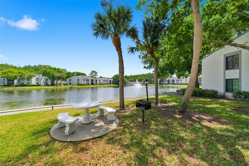 Active With Contract: $184,900 (2 beds, 2 baths, 1038 Square Feet)