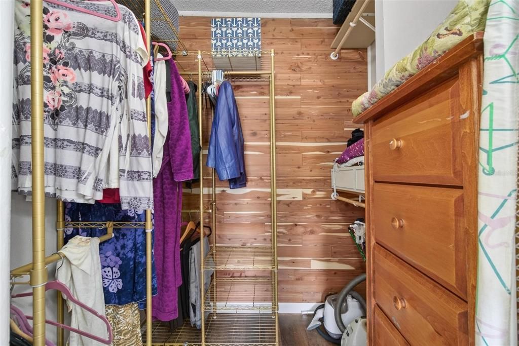 En Venta: $175,000 (2 camas, 1 baños, 880 Pies cuadrados)