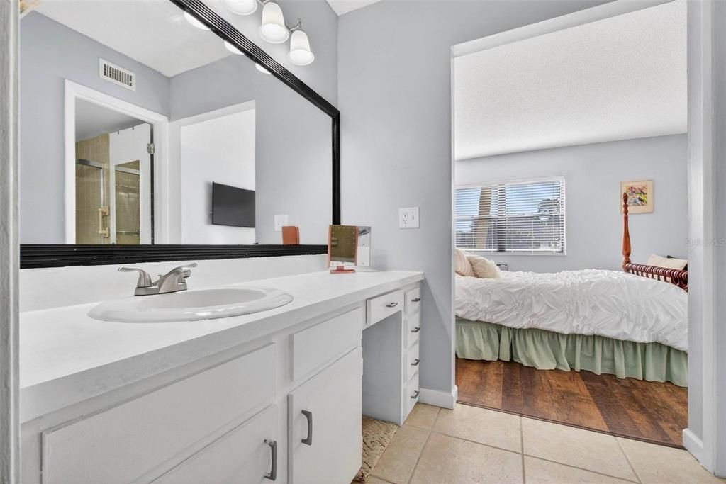 En Venta: $175,000 (2 camas, 1 baños, 880 Pies cuadrados)